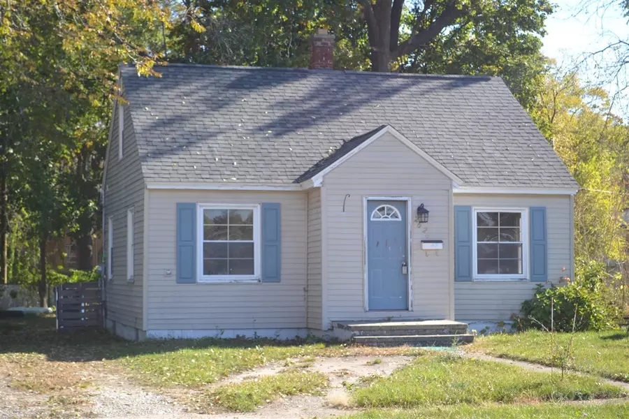 2626 Leahy Street, Muskegon Heights, MI 49444-2122