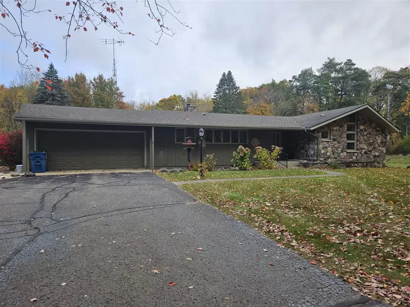 29299 Albion Road, Albion, MI 49224