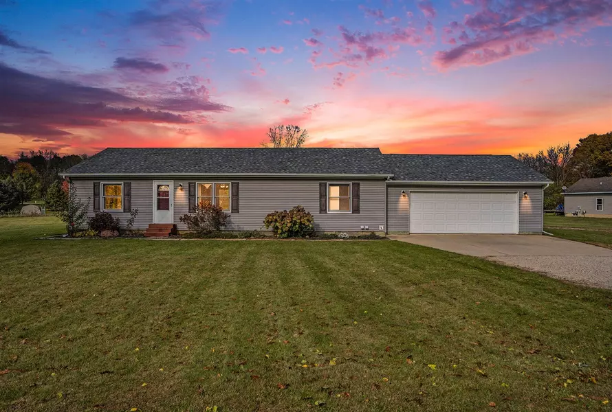 94 Easton Drive, Ionia, MI 48846-1079