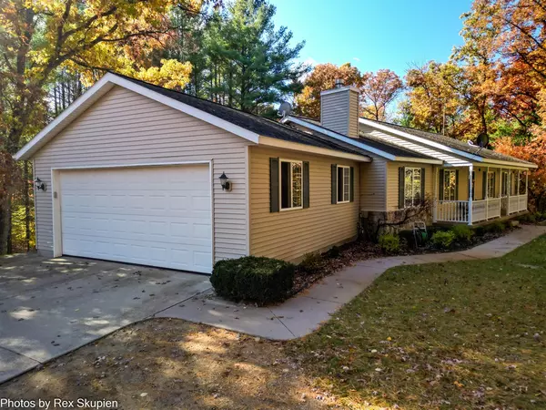 Newaygo, MI 49337,8110 S Basswood Drive