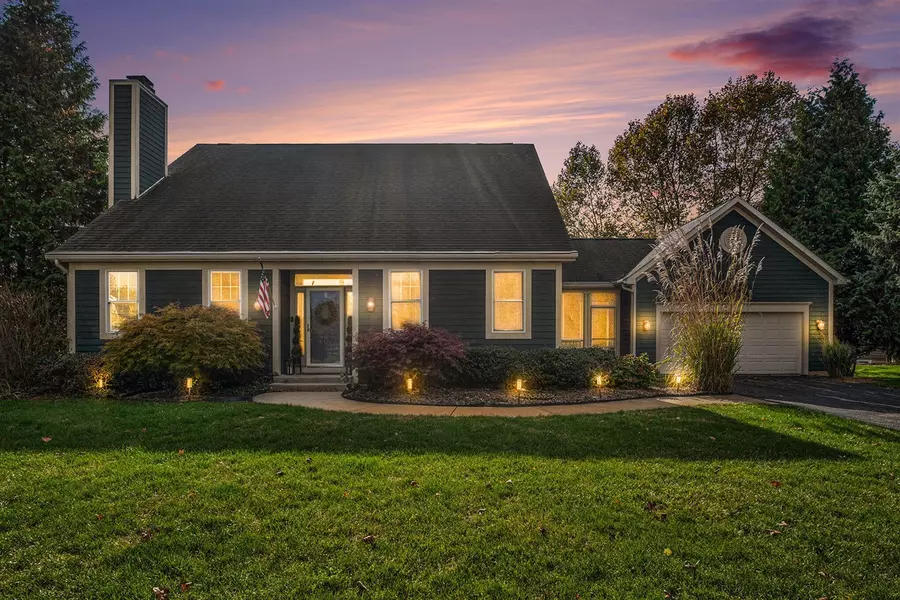 110 Bridle Path Lane, Niles, MI 49120-7803