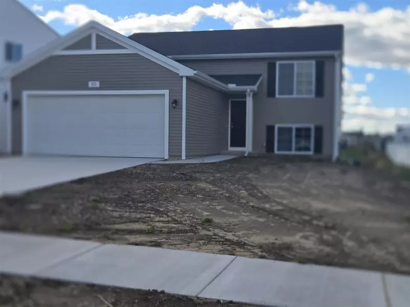 571 Snow Pine Court, Cedar Springs, MI 49319