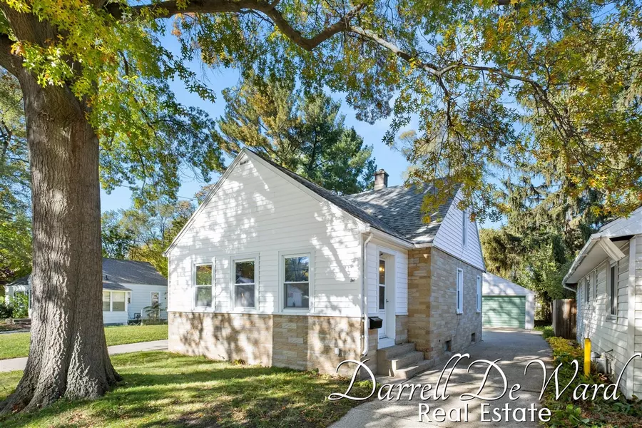 125 Walter Street, Wyoming, MI 49548