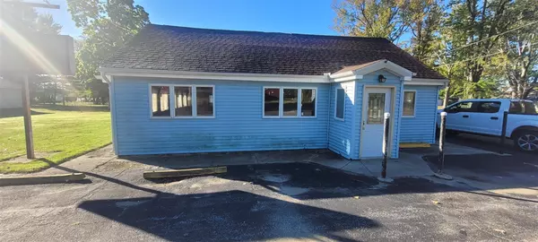 Coloma, MI 49038-9628,5575 Paw Paw Lake Road