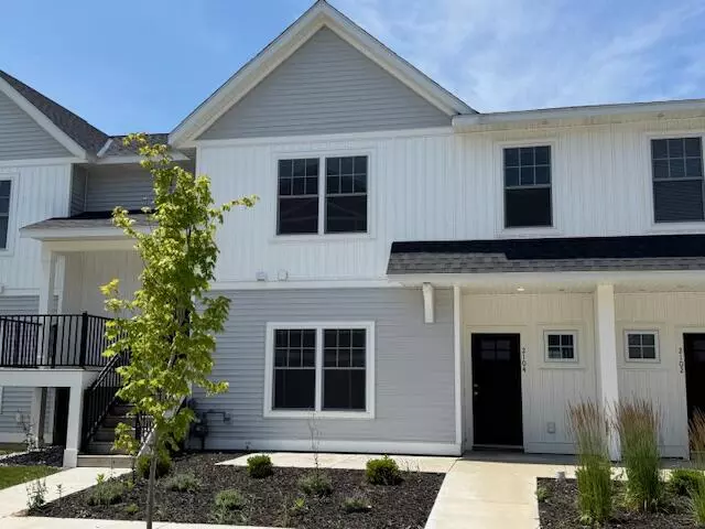 2112 Sherwood Avenue, Holland, MI 49423-8554