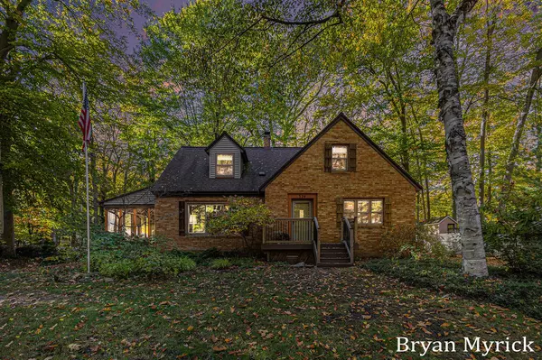 Holland, MI 49424,324 Marquette Avenue