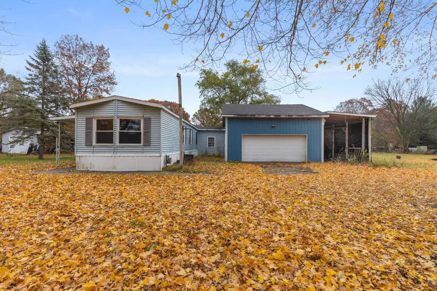 1825 34th Street, Allegan, MI 49010-8604