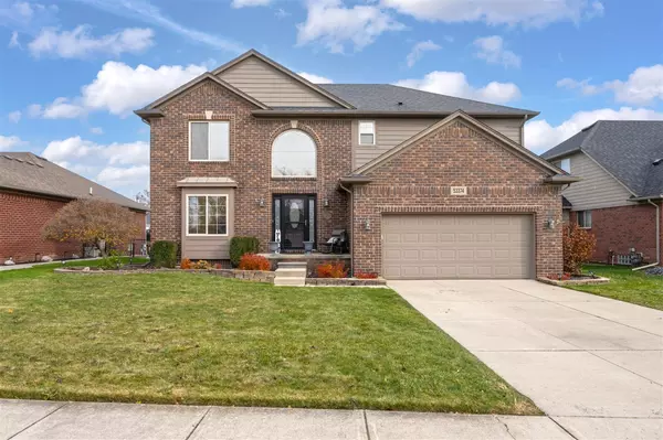 53374 Crawford Drive, New Baltimore, MI 48051-3927