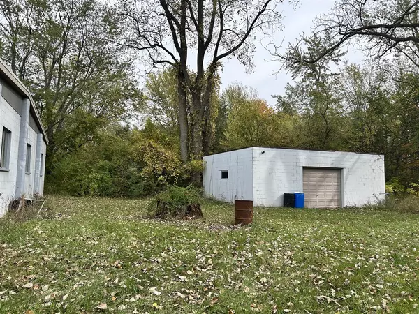 South Haven, MI 49090,9383 Blue Star Highway