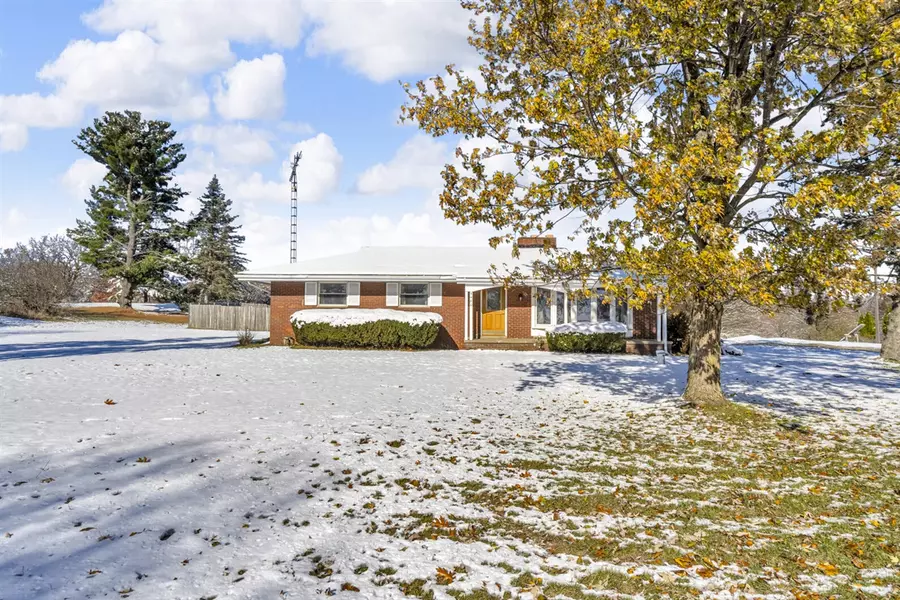 5480 White Road, Cement City, MI 49233-9537