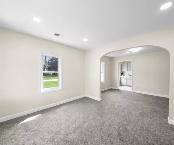 Belleville, MI 48111-9617,24108 Martinsville Road