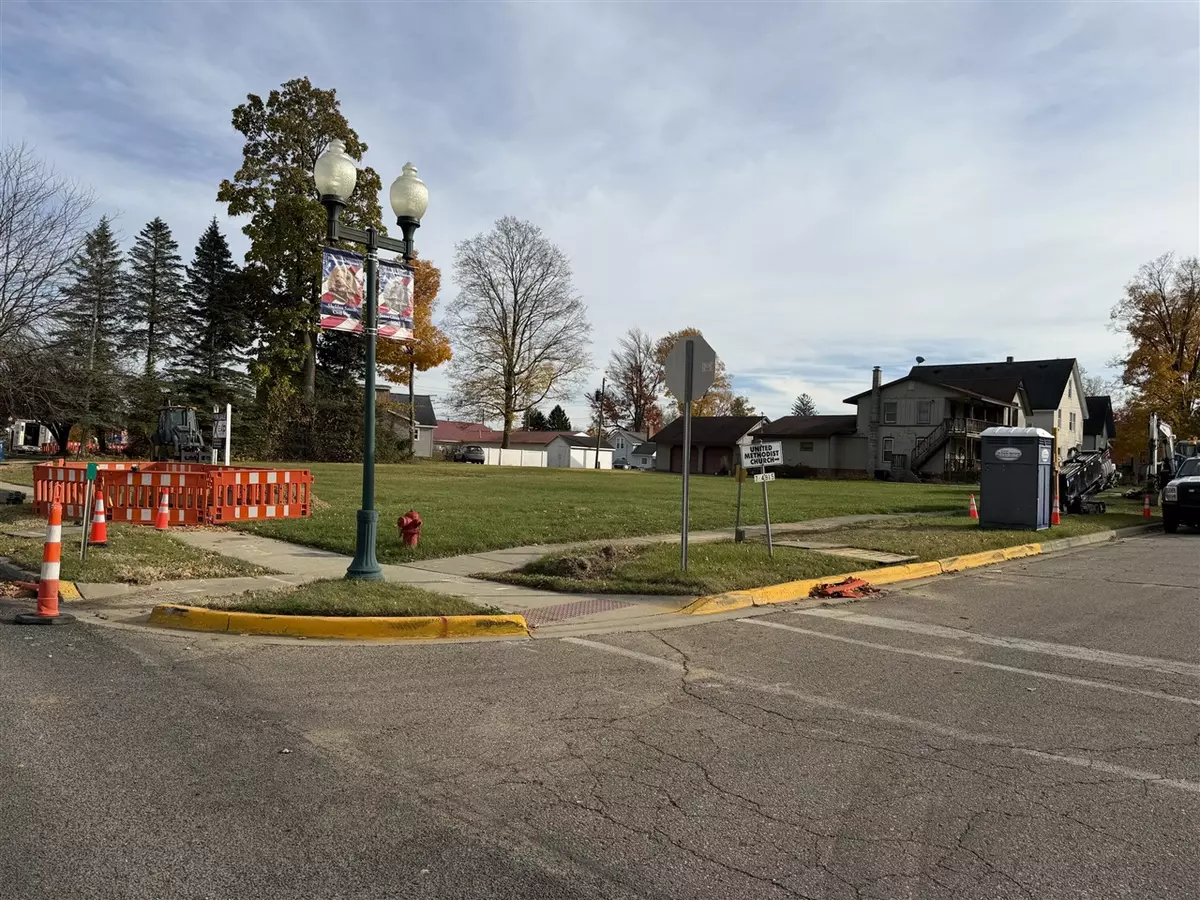 Bangor, MI 49013-1127,417 W Monroe Street