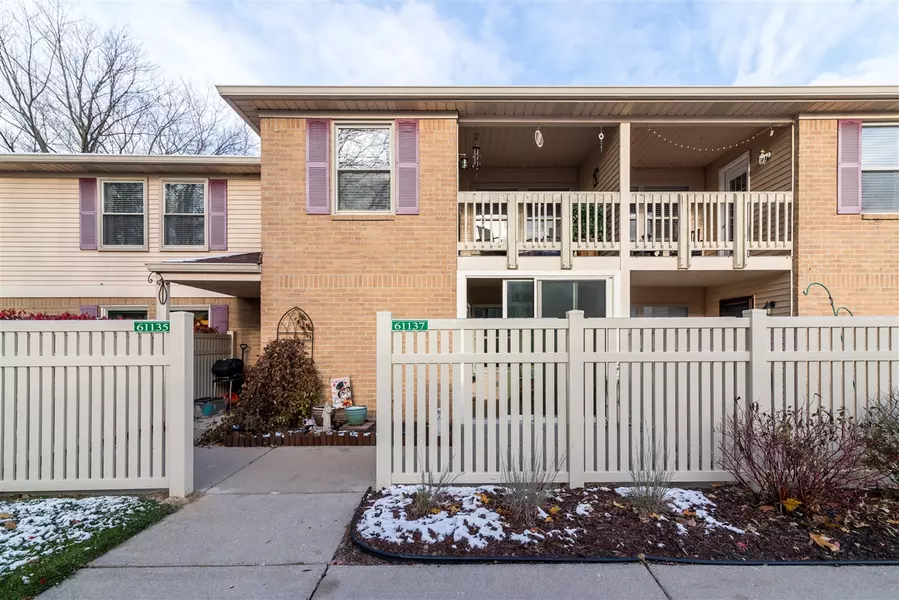 61137 Greenwood Drive, South Lyon, MI 48178-1712