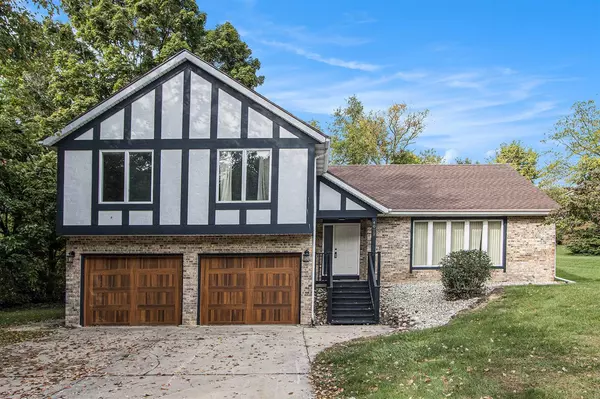 4022 Rockwood Drive, Kalamazoo, MI 49004-3148