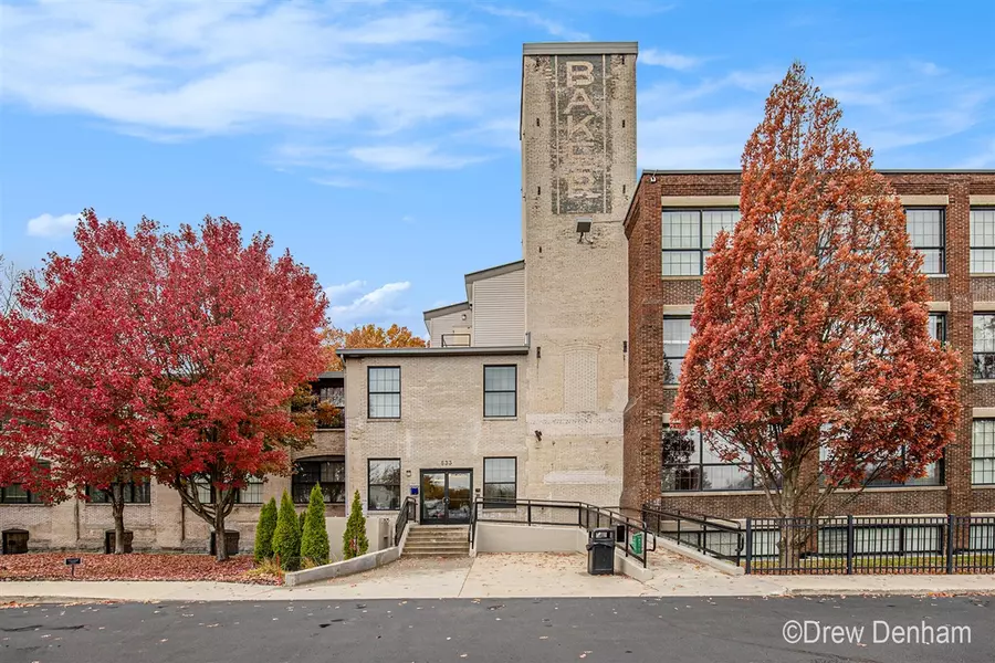 533 Columbia Avenue, Holland, MI 49423