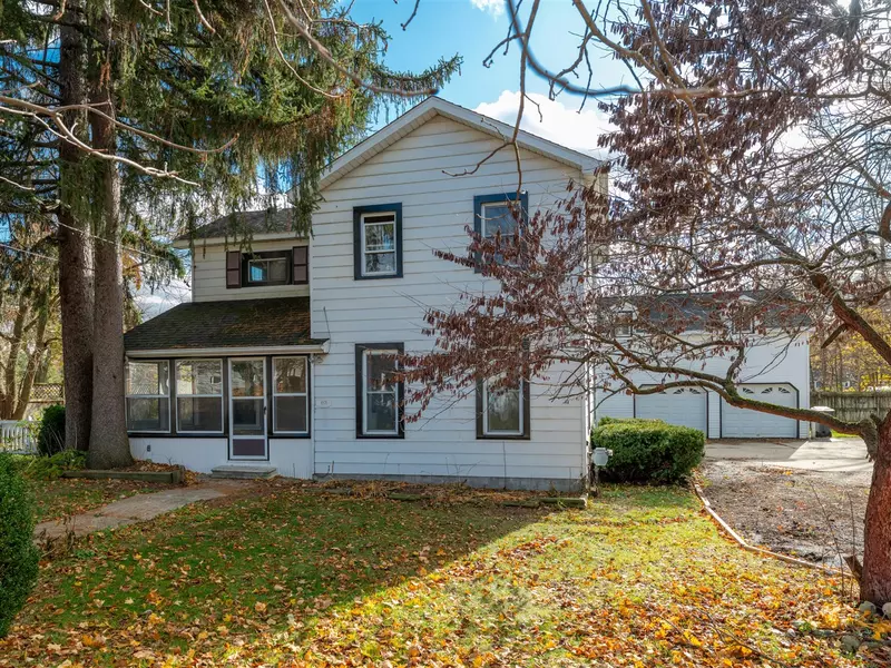 8876 E D Avenue, Richland, MI 49083-9476