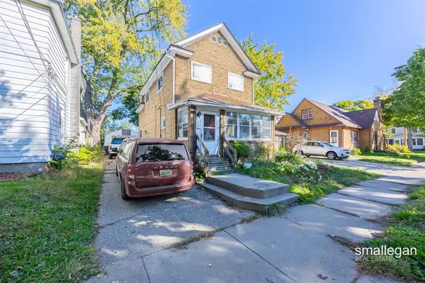 155 Palmer Street, Grand Rapids, MI 49505-4627