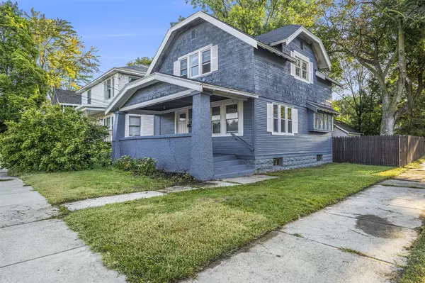 1032 Lafayette Avenue, Grand Rapids, MI 49503-1040