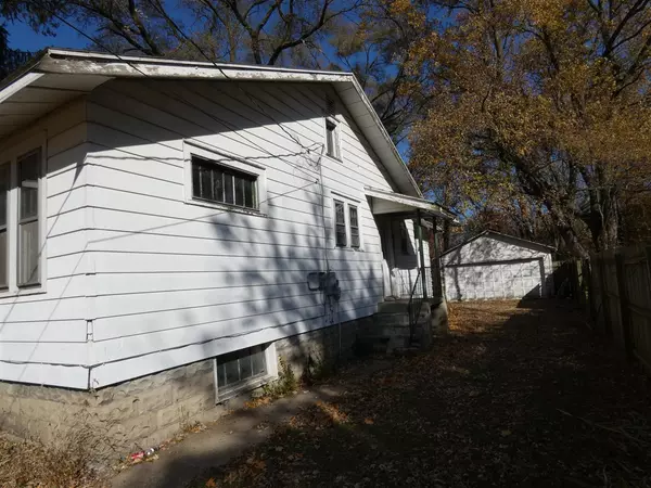 Benton Harbor, MI 49022-3801,1153 Coolidge Avenue