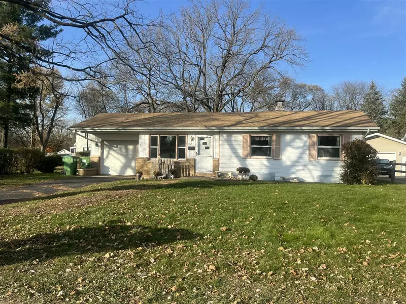 114 Wellworth Avenue, Springfield, MI 49037-8174