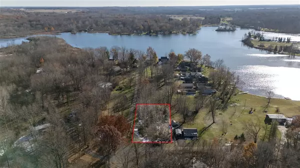 1840 Nichols Road, Benton Harbor, MI 49022-9415