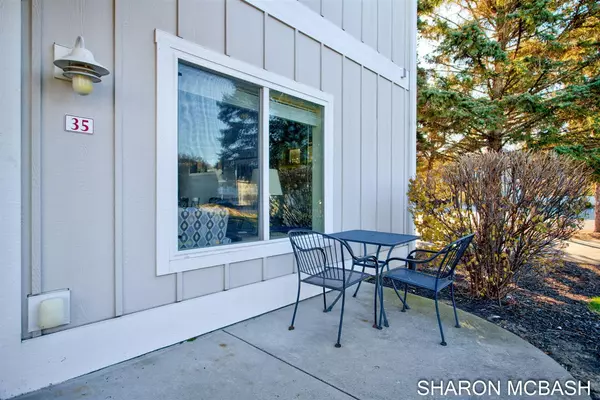 Douglas, MI 49406,320 Blue Star Highway