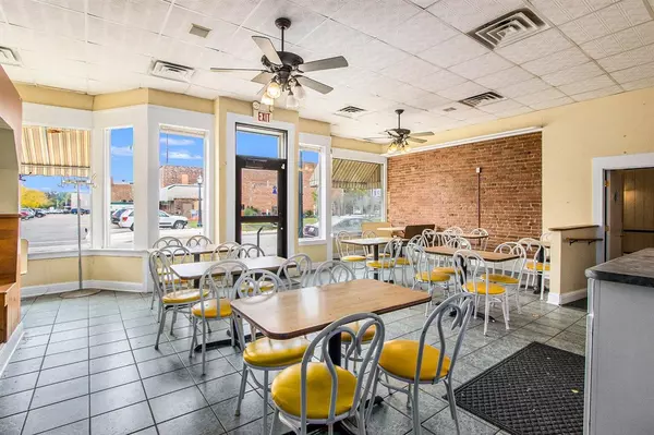 107 Beeson Street, Dowagiac, MI 49047-1760