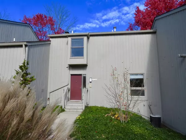 2134 Overlook Court, Ann Arbor, MI 48103-2336