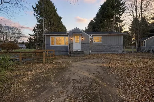 Greenville, MI 48838-9532,9470 Peck Road