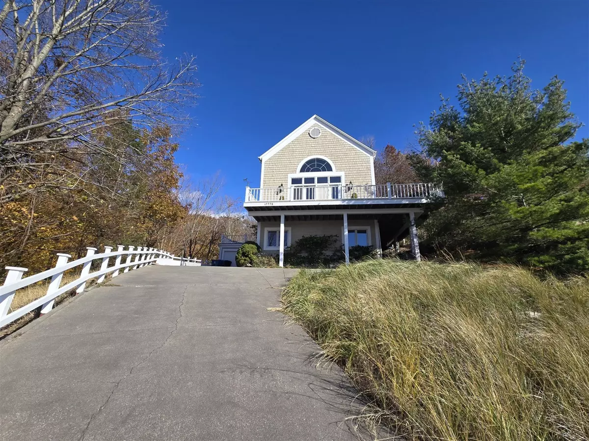 Spring Lake, MI 49456,17778 North Shore Estates Road