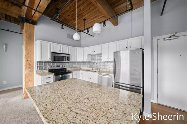 Grand Rapids, MI 49503-1458,940 Monroe Avenue