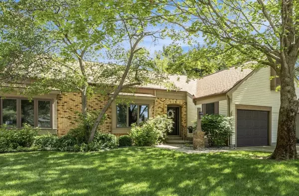 17652 Woodbridge Road, Spring Lake, MI 49456-9442