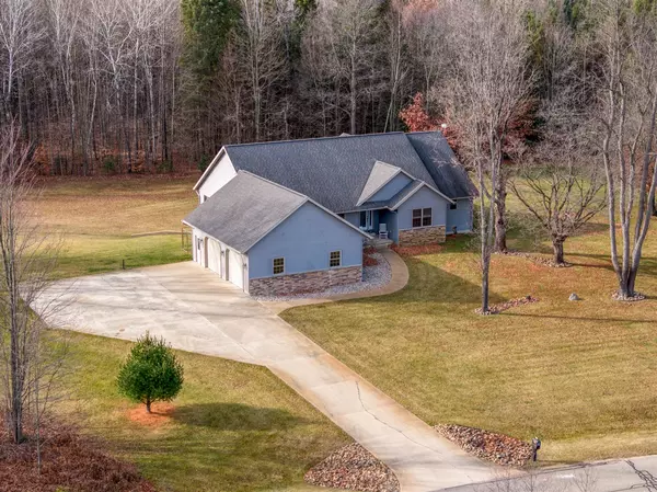 470 Sweetwater Drive, Cadillac, MI 49601-8209