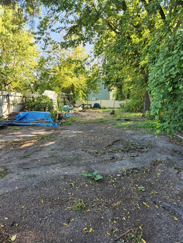 Kalamazoo, MI 49007-1860,116 E Hopkins Street