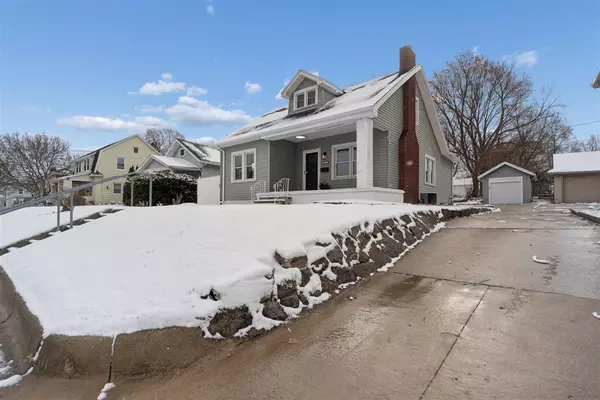 1207 W Michigan Avenue, Jackson, MI 49202-4124