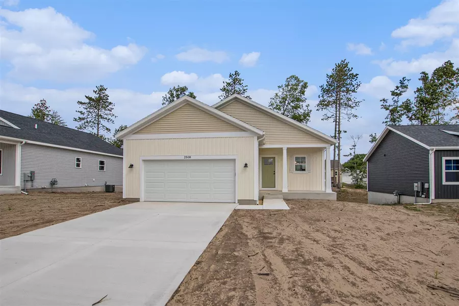 2508 Gray Wolf Way, Muskegon, MI 49444