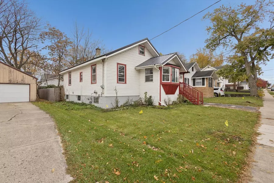 1658 Federal Avenue, Wyoming, MI 49509-1341