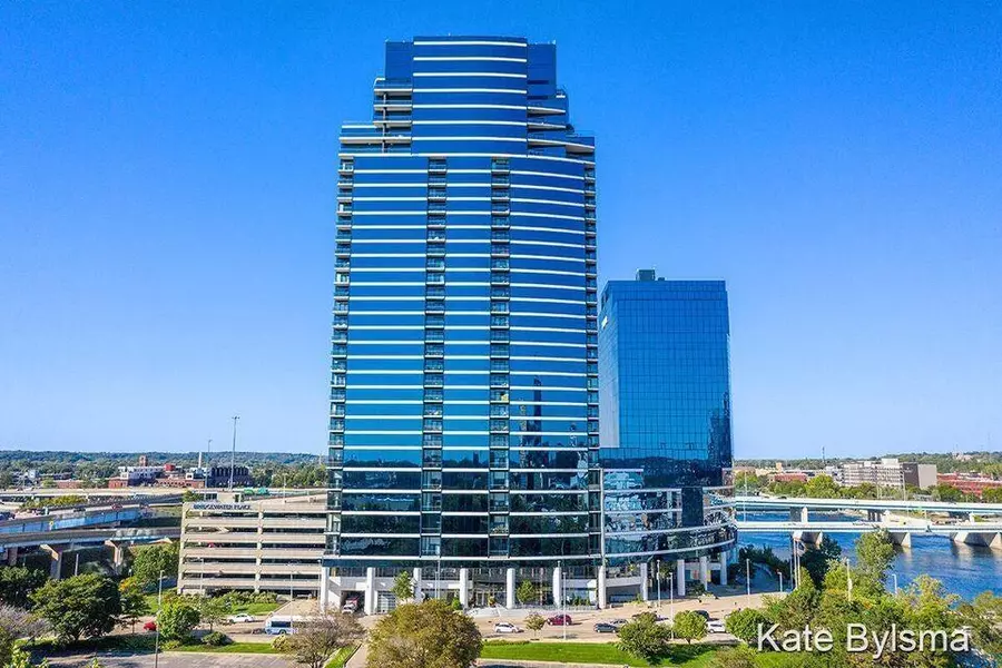 335 Bridge Street, Grand Rapids, MI 49504