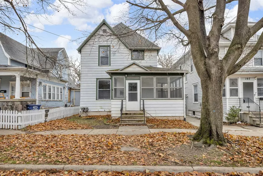 109 Edgewood Street, Jackson, MI 49201