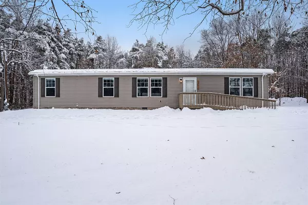 6453 18 Mile Road, Cedar Springs, MI 49319
