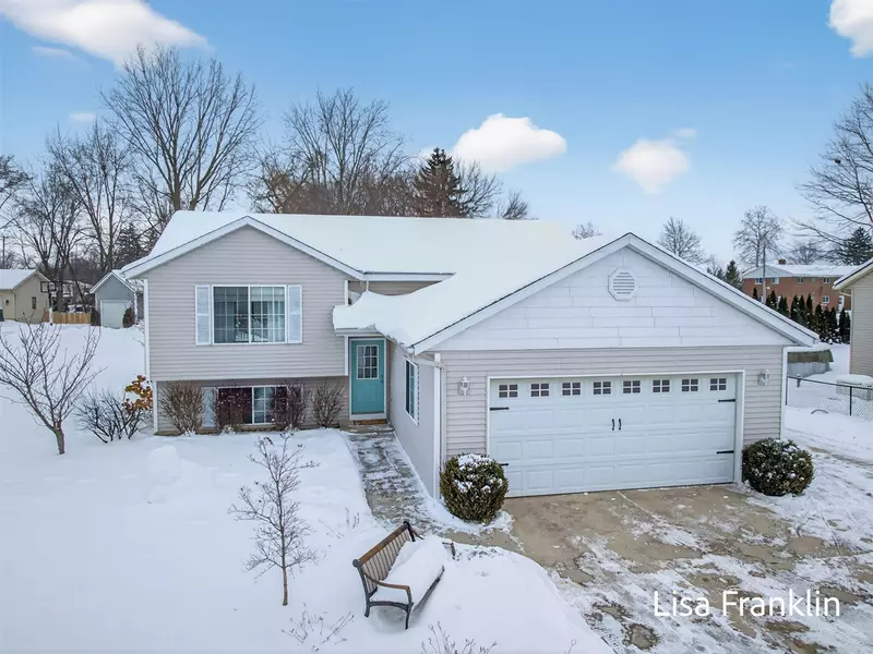 5541 Eric Street, Allendale, MI 49401-8310