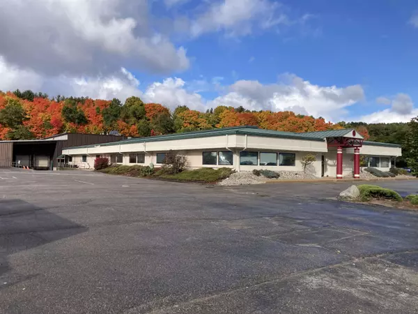 3055 Cass Road, Traverse City, MI 49684