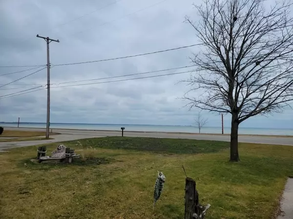 Tawas City, MI 48763,808 W Lake Street