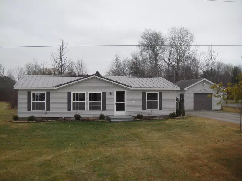 472 Lake Maynard Trail, Tawas City, MI 48763