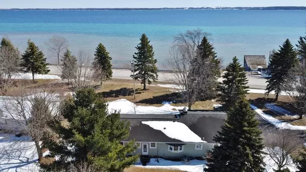 Suttons Bay, MI 49682,5532 S West Bay Shore