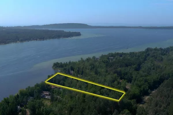 Lake Leelanau, MI 49653,583 N Twin Pines