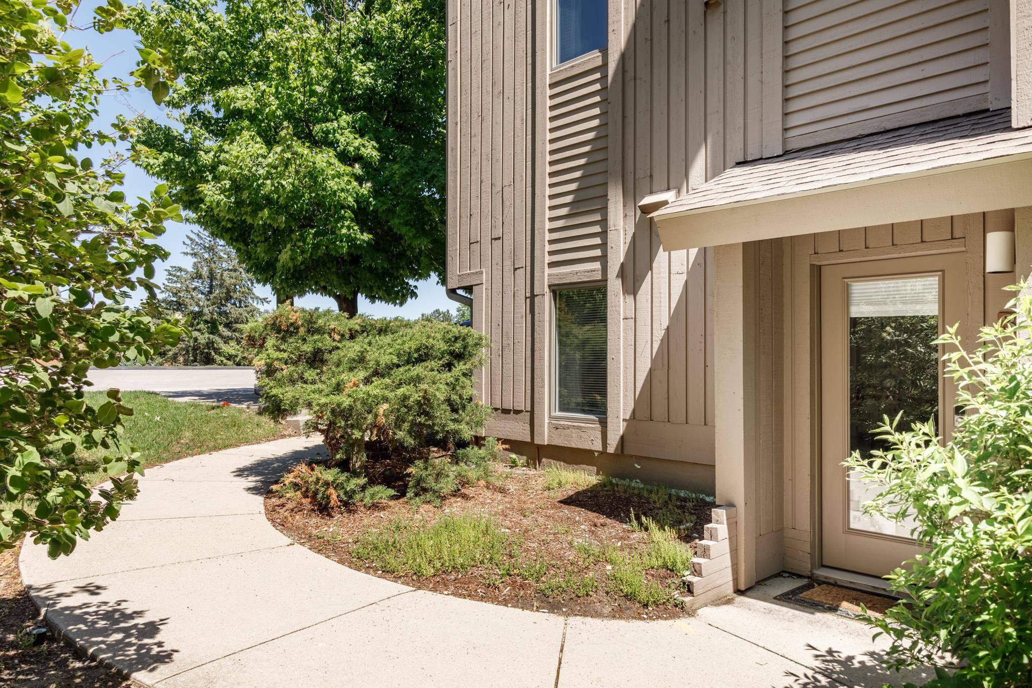 Williamsburg, MI 49690,5553 Golfview Court