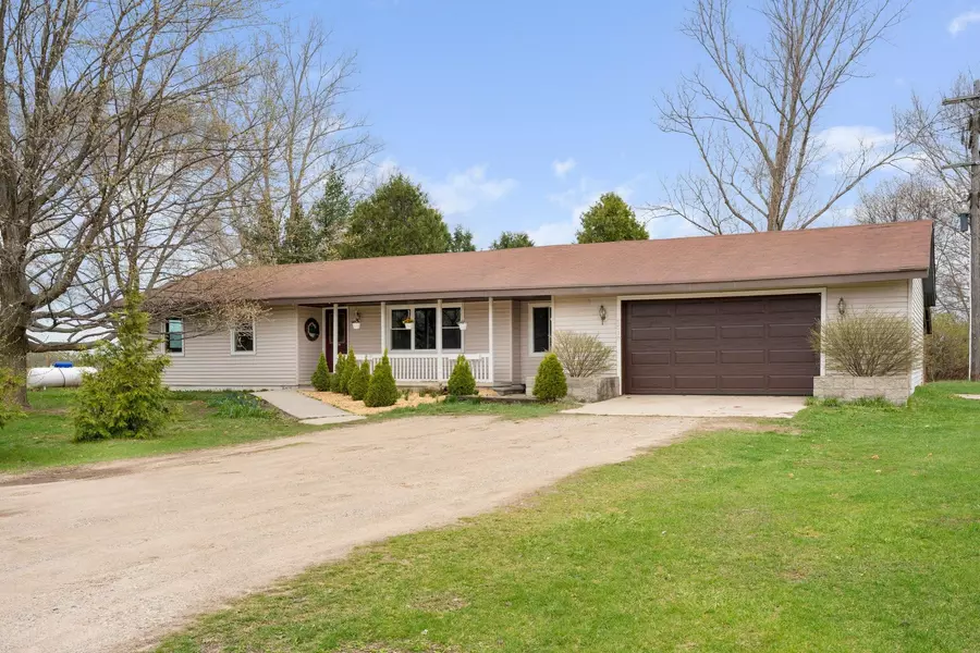 5510 W County Line, Buckley, MI 49620