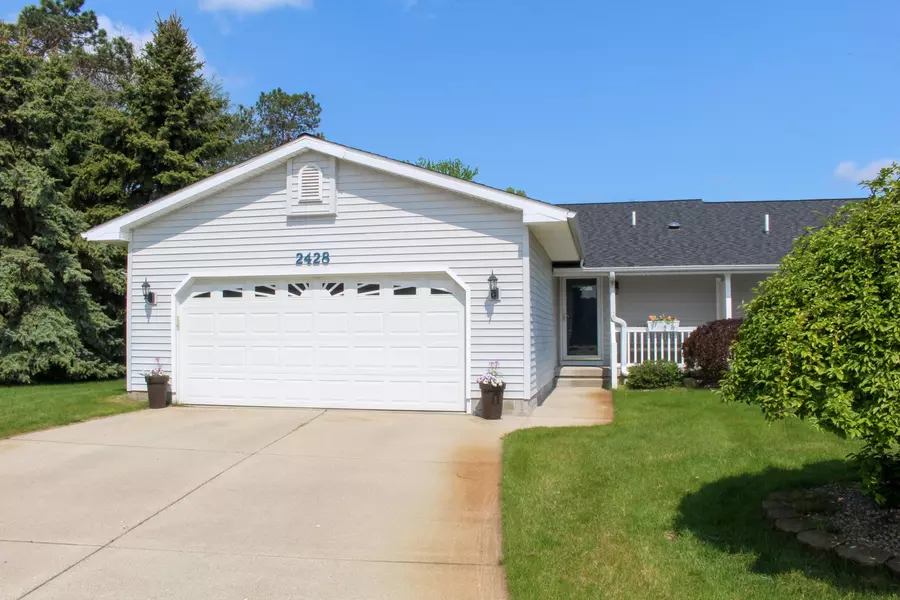 2428 N Rosewood, Mount Pleasant, MI 48858