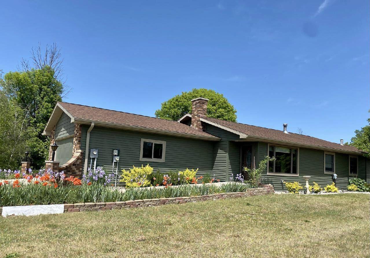 810 N Coldwater, Lake Isabella, MI 48893